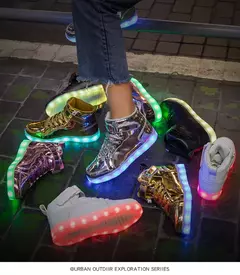 Tênis luminosos infantis, tênis de LED com sola luminosa, sapatos iluminados para crianças, meninos e meninas, tamanho 25-40 na internet