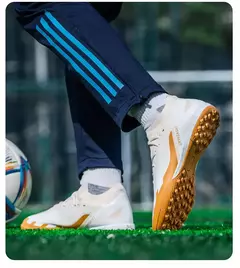 Tênis de treinamento interno profissional para homens, sapatos de futebol originais, botas de campo, ao ar livre, grampos sociais, rápidos - comprar online