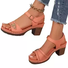 Sandálias femininas retrô de salto alto, decoração de metal, alça de fivela, sapatos plus size, casual, novo, 2022 na internet