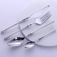 Portátil Korean Food Talheres, 304 Aço Inoxidável, Forquilha de Mesa, Faca, Colher, Dinner Set, Louça, Gold Tableware Sets, 24Pcs, Lot - comprar online