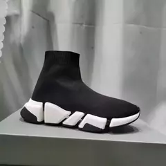 Imagem do Confortável tecido de malha sapatos esportivos masculinos casuais deslizamento-em mocassins perna reta tubo meias tênis unisex verão salto baixo