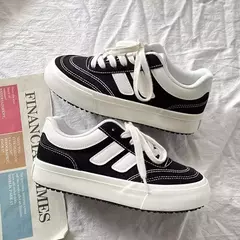 Sapato de lona feminino de sola grossa, tênis retrô com todos os fósforos, original, nicho novo, estilo de Hong Kong, primavera e outono 2024 - Wolf Magazine