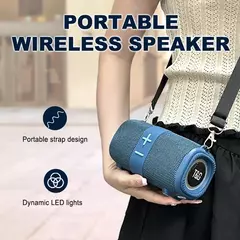 TG667 Alto-falante Bluetooth portátil com luz LED crossbody, nível de aparência pequeno e alto ao ar livre, compatível com USB/AUX/TF/FM na internet