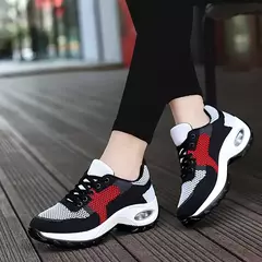 Mulher vulcanize tênis mulher moda altura-aumentando sapatos casuais respirável malha de fundo grosso plataforma feminina tenis sapatos - loja online