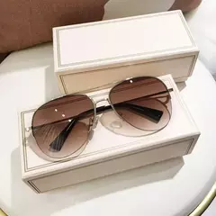Imagem do Clássico Aviação Óculos de sol para homens Piloto Óculos de sol Masculino Óculos de pesca ao ar livre Óculos de viagem Brand Designer UV400