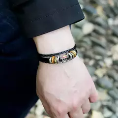 1pc uma peça luffy pirata pulseira japão dos desenhos animados figura de ação brinquedos punk couro preto trançado punk rock pulseiras presentes na internet