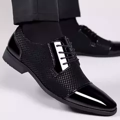 Tendência clássico masculino vestido sapatos para homens oxfords sapatos de couro patente rendas até formal couro preto festa de casamento shoes2023 - loja online