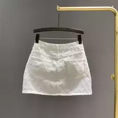 Mini vestido jeans de cintura alta feminino, estilo tweed, verão, novo visual, garota picante, anti-exposição, saia linha A, branco, 2024 - Wolf Magazine
