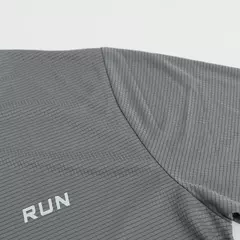 Manga Curta Masculina Esporte T-Shirt, Camiseta de Corrida Rápida, Camisa de Fitness Respirável, Top De Seda De Gelo, Camisas De Futebol De Ginásio, Roupas Masculinas