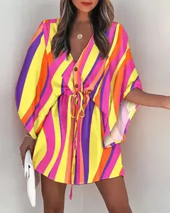 Mini vestido solto com cordão feminino, manga de batwing, botão sexy, gola V, cobertura de festa, estampa moda praia, verão na internet