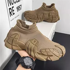 Imagem do Sapatilhas de meias respiráveis masculinas, deslizamento em sapatos casuais, tênis leves, anti derrapante, tênis de meia