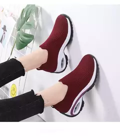 Sapatos esportivos casuais femininos, tênis de plataforma cunhada para senhoras, sapatos vulcanizados respiráveis, nova moda, verão 2024 na internet
