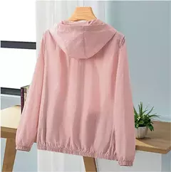 Imagem do Casaco protetor solar com capuz feminino, roupa com protetor solar ao ar livre, à prova de ultravioleta, casaco fino respirável, curto corta-vento feminino, verão, novo, 2022