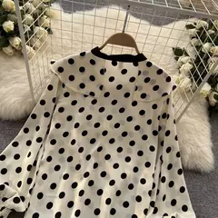 Vintage de bolinhas manga comprida plissado crop top feminino, t-shirt fina chique, camisa sexy casual fina, streetwear Harajuku, moda primavera