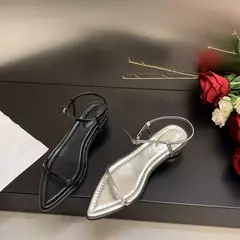 Sandálias femininas de salto baixo, dedo apontado, salto alto, moda feminina, vestido de banquete, sandálias de grife, novo, verão, 2024 na internet