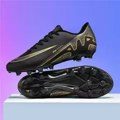 Sapatos de futebol ultraleves longos dos homens, grampos respiráveis, botas de futebol indoor, tênis de treinamento, venda quente, novo, transporte da gota