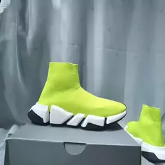 Imagem do Confortável tecido de malha sapatos esportivos masculinos casuais deslizamento-em mocassins perna reta tubo meias tênis unisex verão salto baixo
