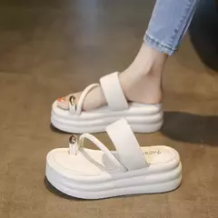 Chinelos antiderrapantes com anel de dedo do pé para mulheres, slides de plataforma, sapatos casuais para senhoras, moda verão, 2024 - comprar online