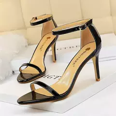 Sandálias femininas de couro envernizado aberto, sapatos vermelhos de salto alt - Wolf Magazine