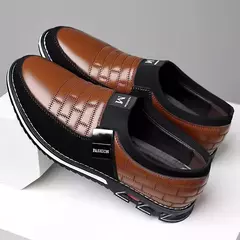 Sapatos masculinos de couro para slip-on, sapatos de sola macia, casual para negócios, escritório clássico, costura elegante