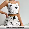 Ice Silk Suspender Pijama Conjunto com decoração em forma de coração impresso para senhoras, verão 2 peças