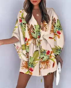Mini vestido solto com cordão feminino, manga de batwing, botão sexy, gola V, cobertura de festa, estampa moda praia, verão
