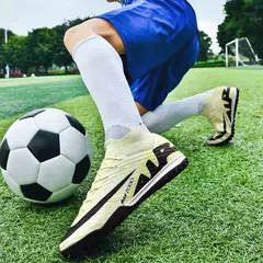 Imagem do Sapatos de futebol masculino de sola FG, sapatos de gramado ao ar livre, grampos longos especiais, botas esportivas de equipe superior alta, resistência ao desgaste, tamanho 36-45