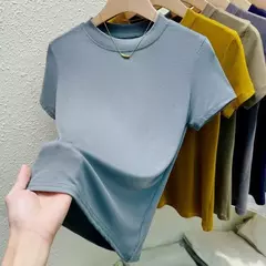 Camiseta de manga curta de gola redonda feminina, blusa casual, camiseta monocromática, plus size, roupas sexy e finas, moda verão na internet