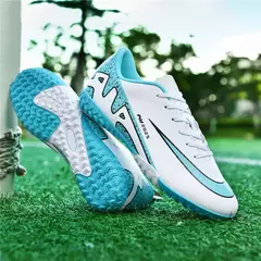 Imagem do Sapatos de futebol ultraleves longos dos homens, grampos respiráveis, botas de futebol indoor, tênis de treinamento, venda quente, novo, transporte da gota