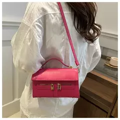 Bolsa mensageiro de ombro retrô versátil para mulheres, nicho, alta qualidade, portátil, pequena, quadrada, além de fronteiras, verão, nova, 2022 - Wolf Magazine