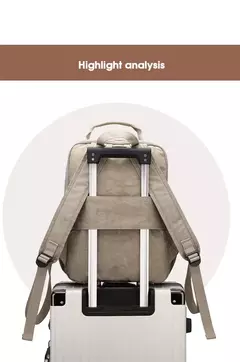 Mochila impermeável de nylon para homens e mulheres, mochila leve para laptop, - Wolf Magazine