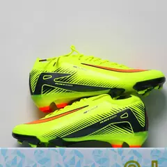 Imagem do Sapatos de futebol de tornozelo alto para crianças, botas de futebol para meninos, chuteiras esportivas, tênis de treinamento, FG, TF, 8516FG, eur 35-46
