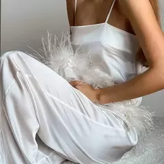 Pijama cetim com penas para mulheres, conjuntos de pijamas com calças, alça de espaguete preta, terno doméstico, calças brancas, 2022 - comprar online