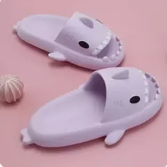 Imagem do Chinelos antiderrapantes de tubarão para homens e mulheres, chinelos de banheiro, sapatos baixos em casa, ao ar livre, sandálias engraçadas infantis, verão, novo, 2023