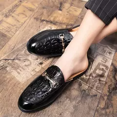Sapatos casuais meio arrasto para homens, mocassins da moda, deslizamento em apartamentos, marca de luxo, mocassins novos, tamanho grande 38-46, 2023 na internet