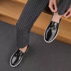 Sapatos casuais de couro de verão sapatos de escritório para homens de condução mocassins confortáveis deslizamento em sapatos de moda de festa na internet