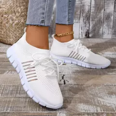 Tênis casual feminino, confortável e respirável, sapato de plataforma versátil com cordões, moda verão, 2024