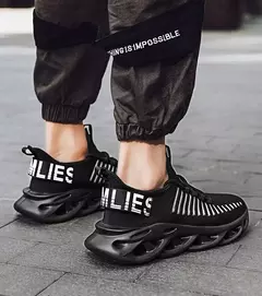 Tênis de malha respirável masculino, Sapatos casuais volumosos, Luxo, Clássicos, Tendências originais, à venda, Primavera, Outono, 2022 - Wolf Magazine