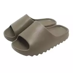 Chinelos interiores de fundo macio EVA para homens e mulheres, slides domésticos, sapatos de praia leves, chinelos masculinos, sandálias de verão, tamanho grande 45, 2024