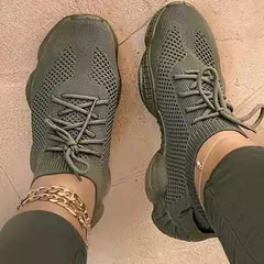 Tênis respiráveis para mulheres, Formadores de tecido de malha, Calçado feminino com renda, Sapatos confortáveis, Nova moda, 2024 - Wolf Magazine