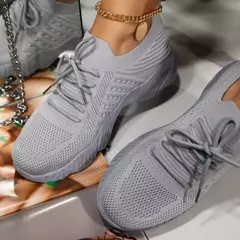 Sapatilhas femininas com cadarço de malha confortável, sapatos esportivos vulcanizados, cunhas volumosas, sapatos femininos casuais - Wolf Magazine
