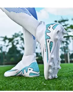 Botas de campo de futebol profissional para homens, grampos antiderrapantes, sapatos de treinamento de grama interna para crianças, sociedade original - comprar online