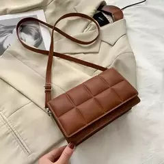 Pequena bolsa de couro PU para mulheres, bolsa crossbody, alça clássica, marca de moda, designer, tendência, feminina na internet