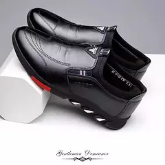 Sapato de couro macio masculino, sapatilha antiderrapante, mocassins formais, tênis casual confortável, vestido primavera, masculino, 2022 - Wolf Magazine
