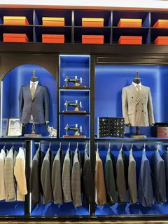 Fatos de negócios cinza escuro dos homens, feitos sob medida, slim fit, entalhado lapela, sking noivo, 2 peças conjuntos, clássicos Blazers masculinos, traje, Homme - comprar online