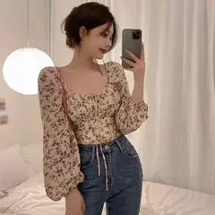 Camisa feminina de gola quadrada, manga folhada sensual, tops vintage com estampa floral, camisa que combina com tudo, primavera e verão na internet