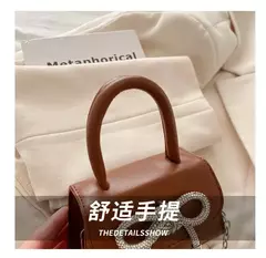Mini bolsa de ombro monocromática para mulheres, design de arco, couro PU, aba, bolsas crossbody, bolsa de corrente, bolsas femininas, moda, 2024 - Wolf Magazine