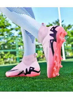Botas de campo de futebol profissional para homens, grampos antiderrapantes, sapatos de treinamento de grama interna para crianças, sociedade original - Wolf Magazine
