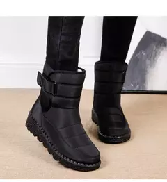 Botas de neve impermeáveis antiderrapantes para mulheres, sapatos de plataforma, tornozelo quente, sapatos acolchoados de algodão, inverno - loja online