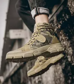 Botas de deserto masculinas de cano alto, botas casuais masculinas, sapatos de treino masculinos confortáveis, tendência estilo britânico, moda ao ar livre, 2024 na internet